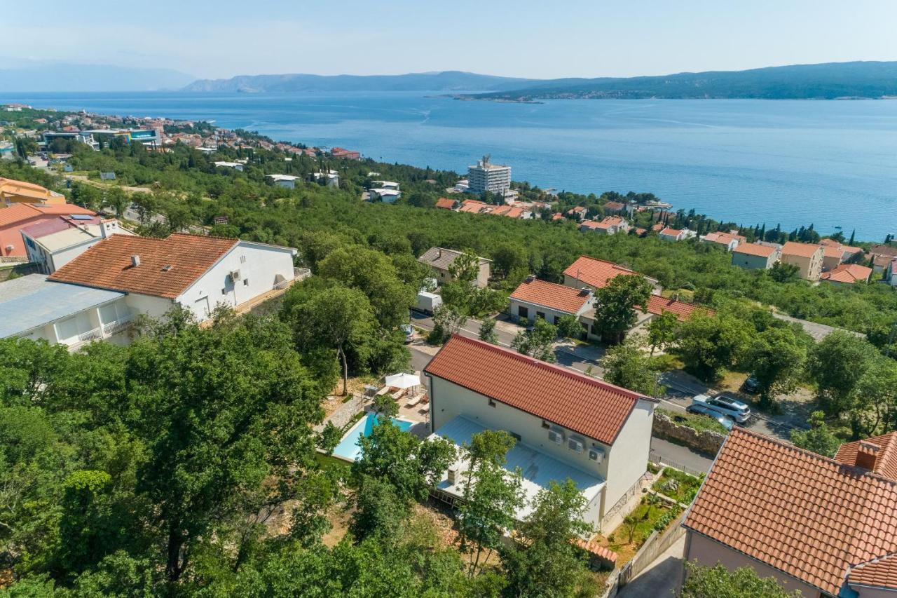 Villa Antani With Heated Pool, Sauna & Jacuzzi Crikvenica Exteriér fotografie