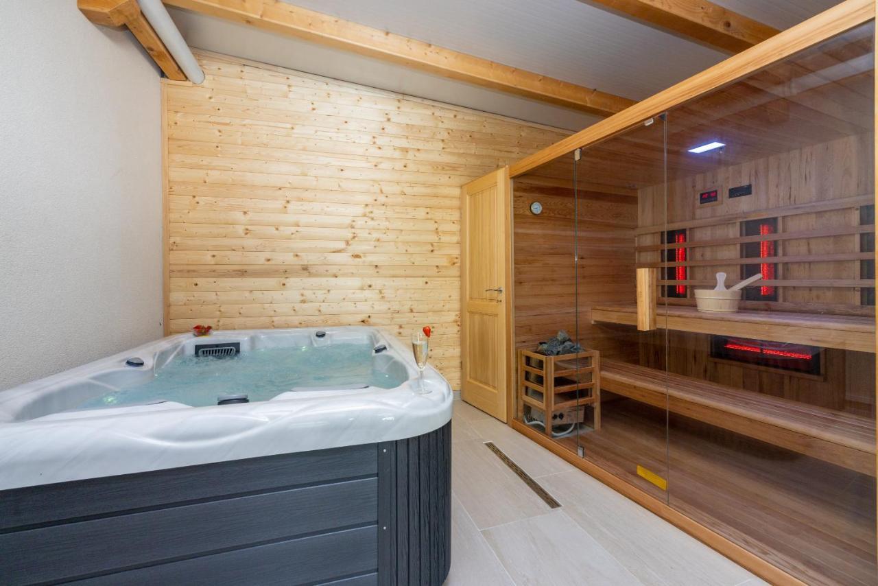 Villa Antani With Heated Pool, Sauna & Jacuzzi Crikvenica Exteriér fotografie